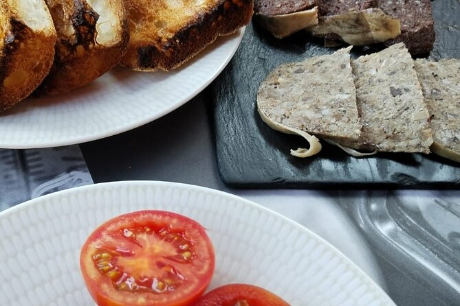 History and culture with tapas dinner - Visiting Barcelona’s Most Beloved Churches: Santa Maria del Mar and More