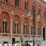 History of Asylums, Spiritism and Mental Health in Milan. - Starting Point and Tour Length in Milan