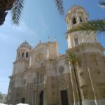 History & Tapas: Walking tour with a Local Guide - Starting Point at Plaza de España with an Official Guide