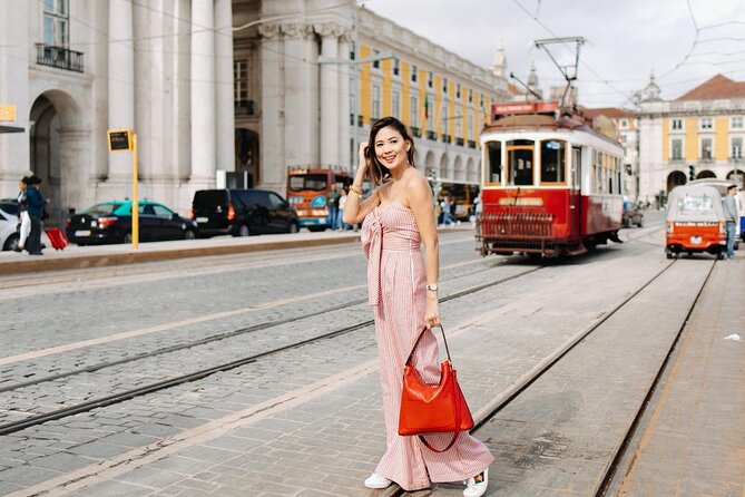 Holiday Photoshoot in Lisbon - Starting Point: Rossio Square in Lisbon