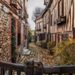 Honfleur Private Guided Walking Tour - Exploring Honfleur’s Role in the Hundred Years War