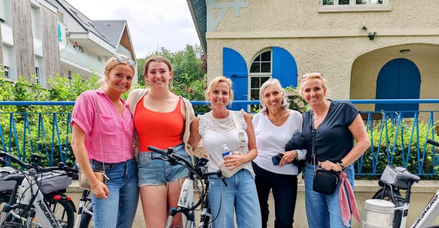 Honfleur's Landmarks & Gems E-Bike Tour - Visiting La Lieutenance and La Mora: Historic and Scenic Landmarks