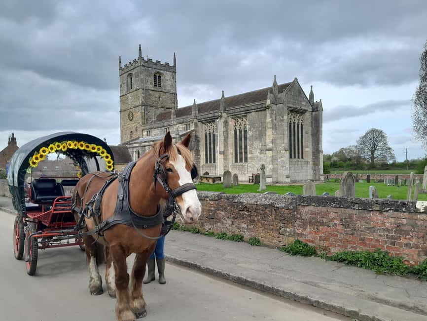 Horse drawn carriage ride and Picnic Hamper - The Charm of a Horse-Drawn Carriage Ride in North Yorkshire