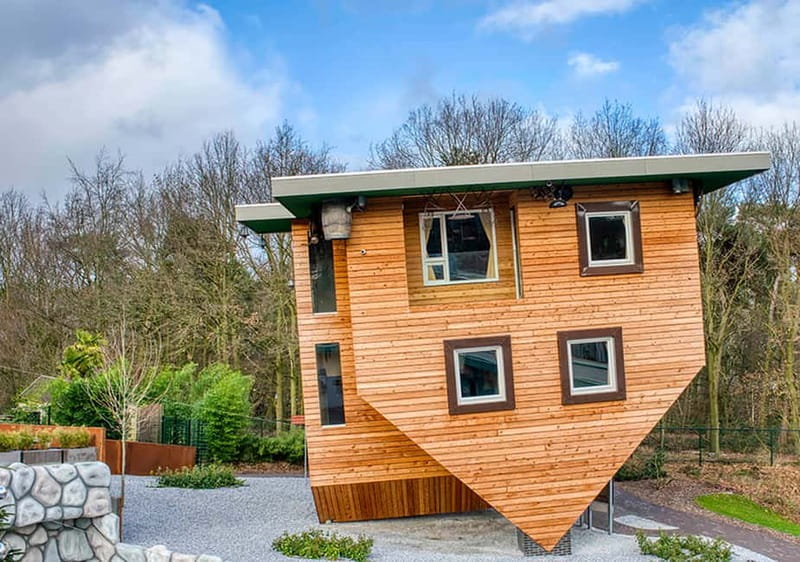 Horst: Mind Mystery Optical Illusion Experience Entry Ticket - Discover the Indoor and Outdoor Illusions