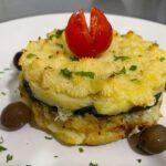 Hot Water Pool Bath Inside Pineapple Plantation & Dinner - The Pineapple Plantation Tour and Its Fascinating History