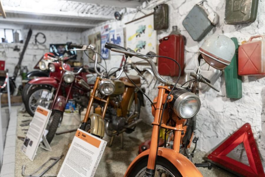 Hungary: Szentendre Retro Design Center Entry Ticket - Starting Point: Entrance and Welcome at the Retro Design Center