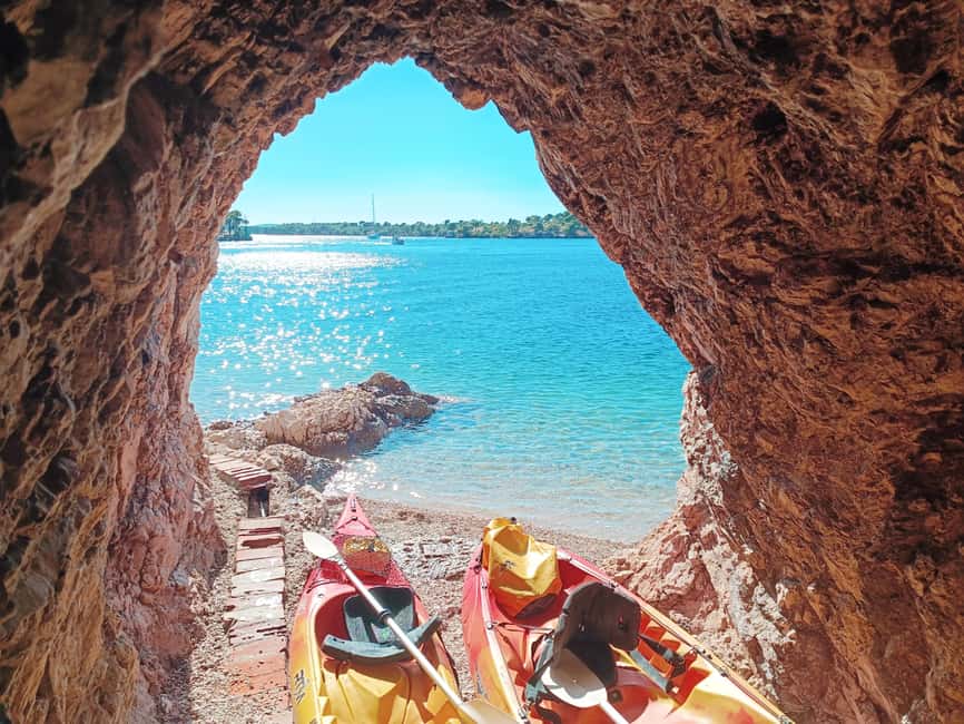 ibenik: Sea Kayaking Tour to St. Nicholas Fortress - Exploring the WWII "Hitlers Eyes" Tunnel
