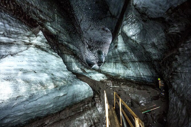 Ice Cave Katla Private Super Jeep Tour from Vík - Driving to the Glacier in a Super Jeep with Huge Tires