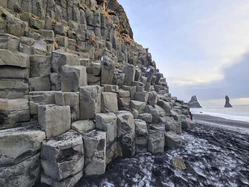 Iceland: Private South Coast, Waterfalls, and Glacier Hike - Behind the Waterfalls: Seljalandsfoss and Skógafoss