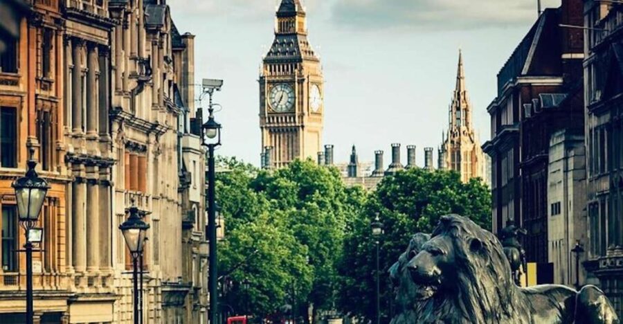 Iconic London Running Tour - Starting at Trafalgar Square and the Initial Landmarks