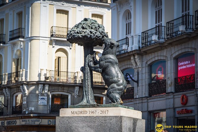 Imperial Madrid Private Journey through the Austrias - Discover the Center of Madrid: Puerta del Sol and Plaza Mayor