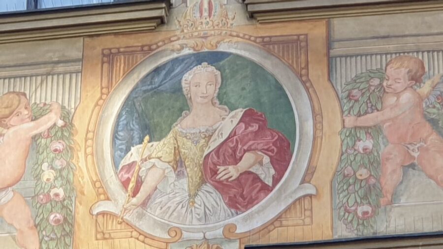 Innsbruck: City Highlights Private Guided Tour - Discover the Historic Heart of Innsbruck