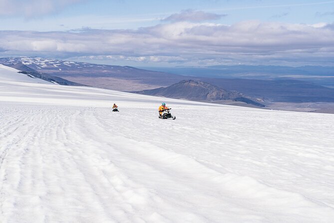 Into the Glacier Combo: Snowmobiling + Langjökull Ice Cave - Snowmobiling Across the Second Largest Icelandic Glacier
