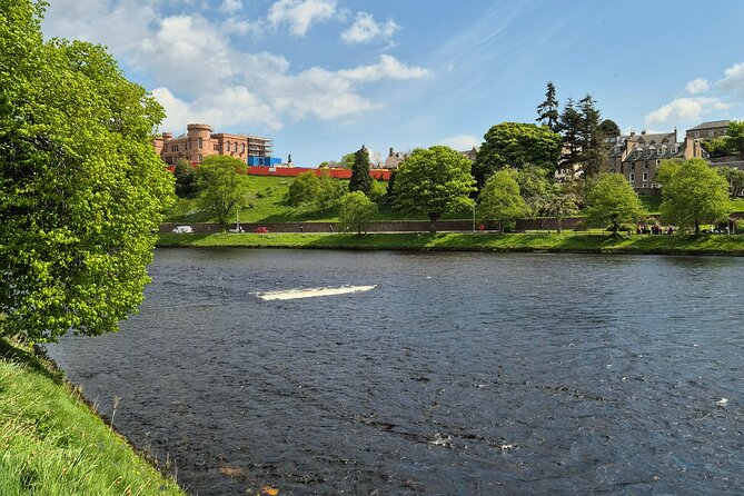 Invergordon shore excursion - Private Scenic Loch Ness Tour - Scenic Drive Along Loch Ness with Photo Stops