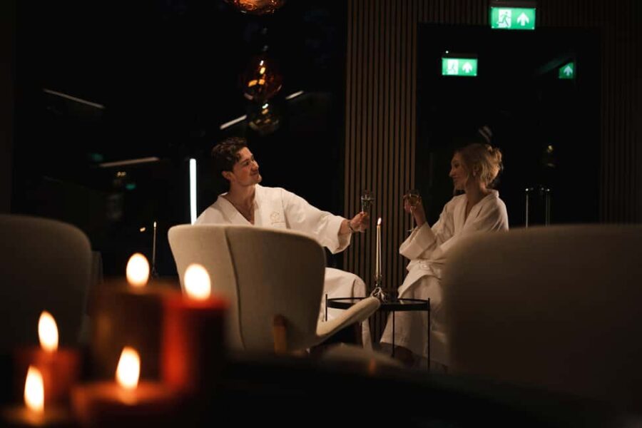 Invisible Arctic Forest Spa: Panorama sauna and hot tubs - Soaking in the Outdoor Hot Pools Amidst Forest Scenery