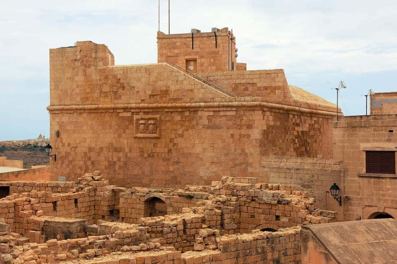 iSeeGozo Day Pass with Ferry & Gozo Bus Hop-On Hop-Off (CMO) - Visiting Gozos Most Iconic Landmarks: The Citadel, Ta Pinu, and Xlendi Bay