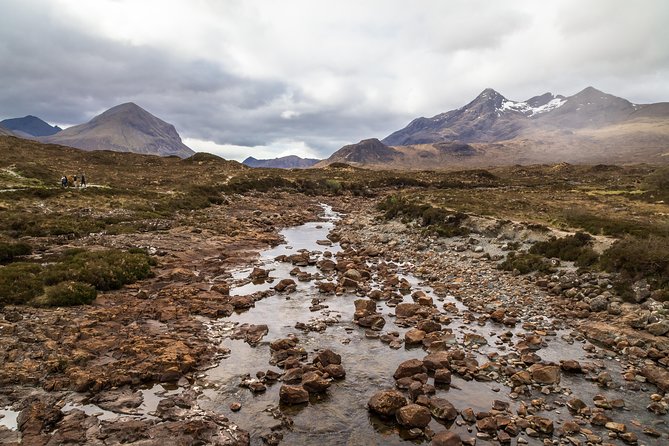 Isle of Skye and Eilean Donan Castle Day Tour from Inverness - Discovering the Legends at Sligachan Old Bridge