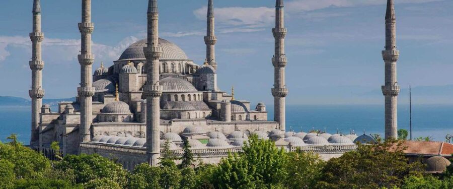 Istanbul: 3-Days Sightseeing with Day Trip to Ephesus - Exploring Istanbul’s Historic Center and Architectural Marvels