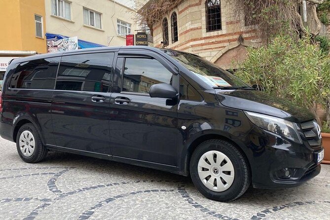 Istanbul Airport Private Transfers service - Meeting Point Outside Istanbul Airport for a Smooth Welcome