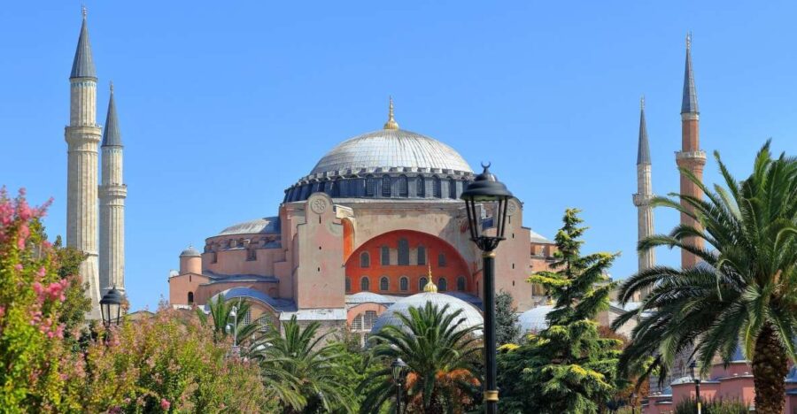 Istanbul: Blue Mosque, Hagia Sophia, Basilica Cistern Tour - Starting Point at Sultanahmet for a Central Istanbul Tour