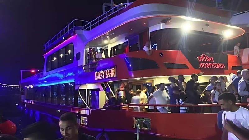 Istanbul: Bosphorus Dinner Cruise - What the Dinner Includes and Food Quality