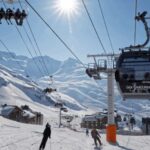 Istanbul: Bursa & Uludag Tour with Lunch & Cable Car Option - Visiting the Turkish Delight Factory and Bursa’s Historic Sites