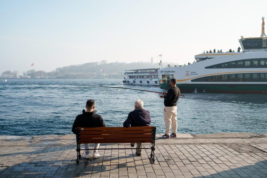 Istanbul: Discover Dolmabahçe Palace and Surroundings - Starting Point at Kabatas Tram Station