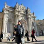Istanbul: Dolmabahce Palace and Harem Fast-Track & Audio - Discover the Architecture and Art of Dolmabahce Palace