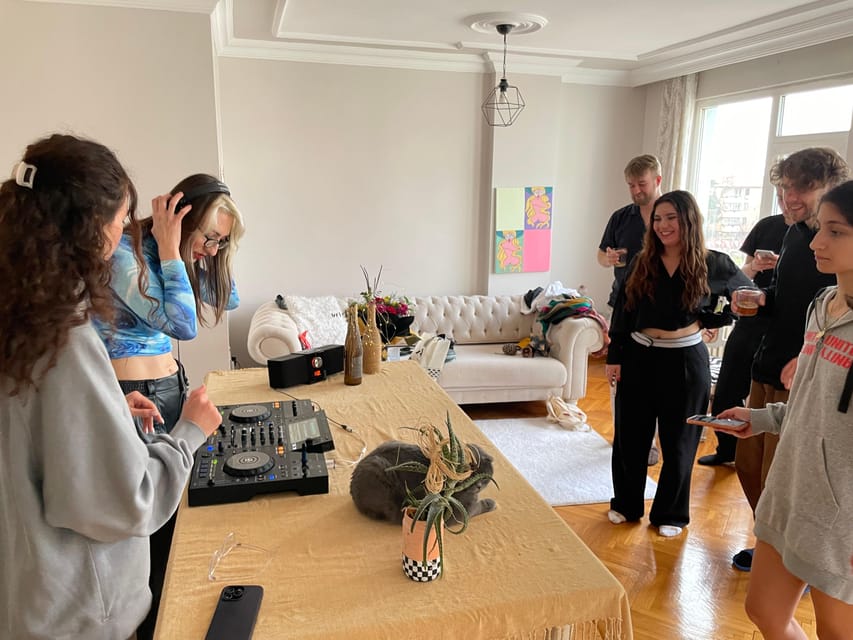 Istanbul: Electronic Music Workshop & Culture From Local DJ - Meet the Host: A Pharmacology Professor and DJ in Istanbul