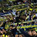 Istanbul: Enjoy a football match day experience with Local - How the Guide Enhances the Matchday Experience
