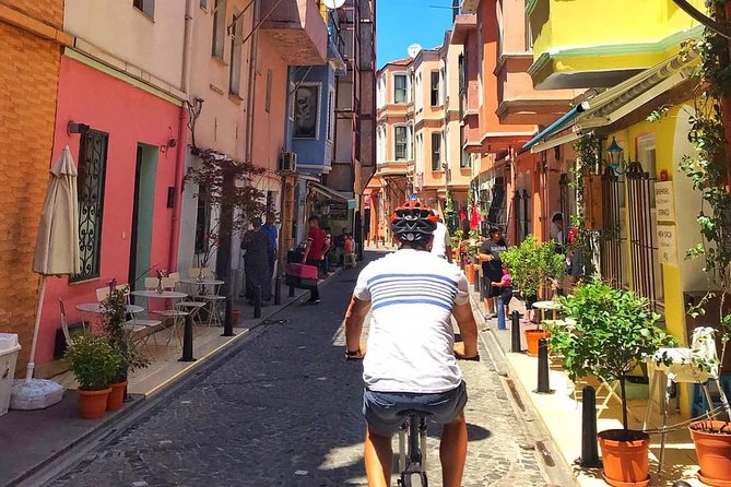 Istanbul Eurasia Bike & Boat Tour - Cycling Through Uskudar and Salacak