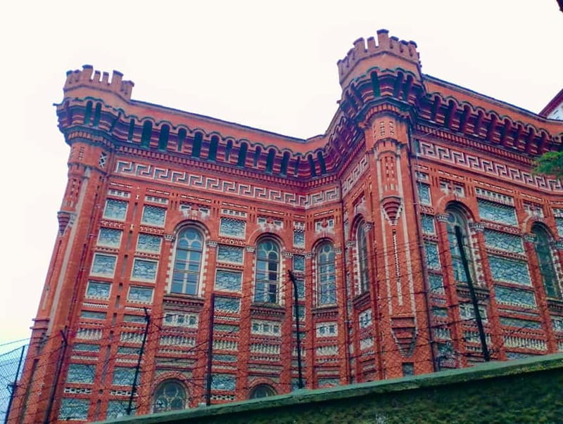 Istanbul: Fener and Balat Guided Walking Tour - Exploring the Colorful Streets and Stairs of Balat