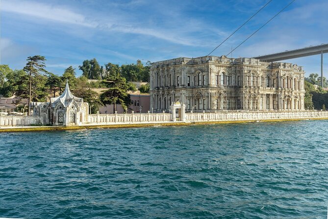 Istanbul Full Day Europe and Asia Sides Tour - Exploring Çamlca Hill and the Largest Mosque in Turkey