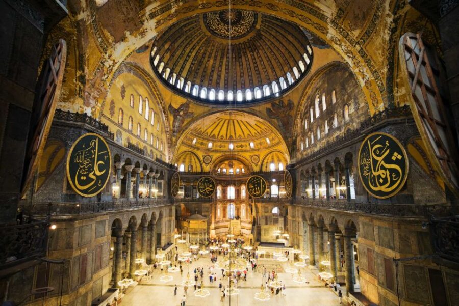 Istanbul: Full-Day Guided Tour of the Old City - From the Old Town to the Castle District: Key Stops on the Tour