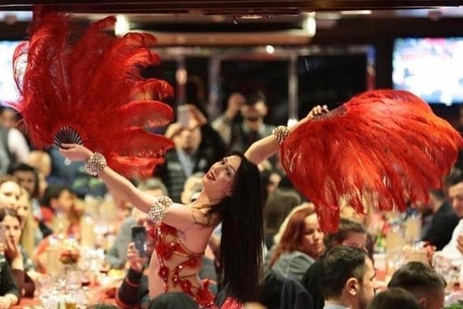 Istanbul GBosphorus Dinner Cruise and Belly-Dancer Show - Tasty Turkish Cuisine with a 3-Course Dinner