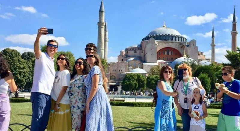 Istanbul: Guided Blue Mosque and Hagia Sophia Tour - Starting Point: Hotel Pick-Up and Comfortable Transport