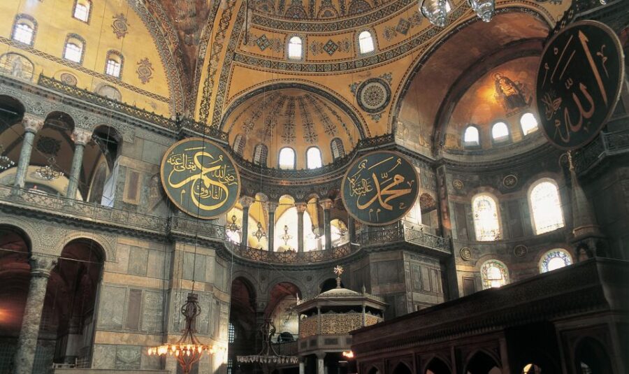Istanbul: Half-Day Morning Hagia Sophia & Blue Mosque Tour - Starting Your Day in Sultanahmet: Meeting Points and Transport