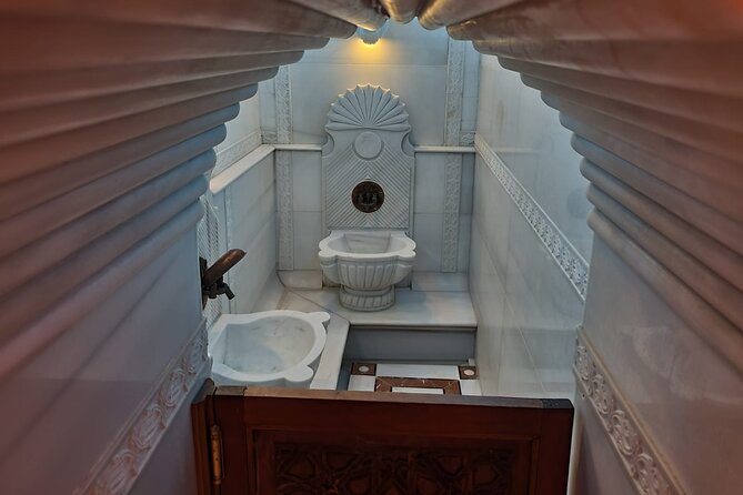 Istanbul : Historical Turkish Bath Experience in Old City - The Historic Atmosphere of Acemoglu Hamam