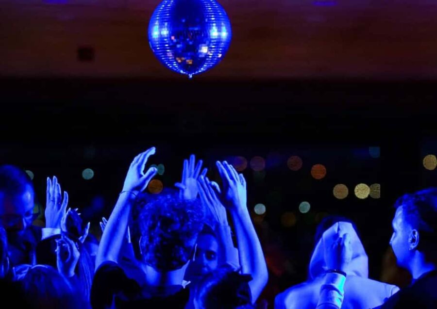 Istanbul: Magic of Bosphorus, Full Meal & Turkish Night Show - Captivating Live Entertainment and Cultural Shows