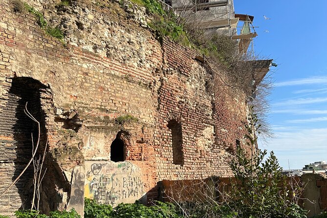 Istanbul Old City Highlights and Hidden Gems Tour - Exploring the Hippodrome and Ottoman Mosques