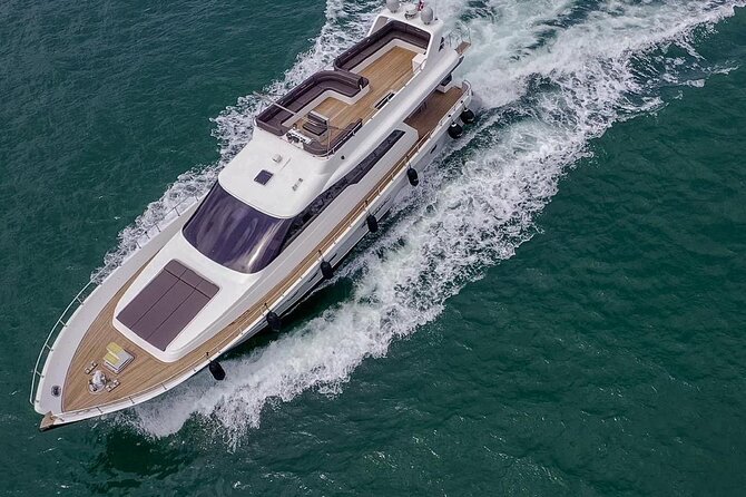 Istanbul: Private Bosphorus Tour On Luxury Yatch - The Luxurious Setting of the Private Yacht