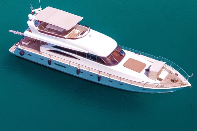 Istanbul Private Bosphorus Yacht Cruise - Starting Point at Arap Cami for a Convenient Departure