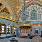 Istanbul: Private Tour of Topkapi Palace and Grand Bazaar - Shopping at the Grand Bazaar: An Authentic Market Experience
