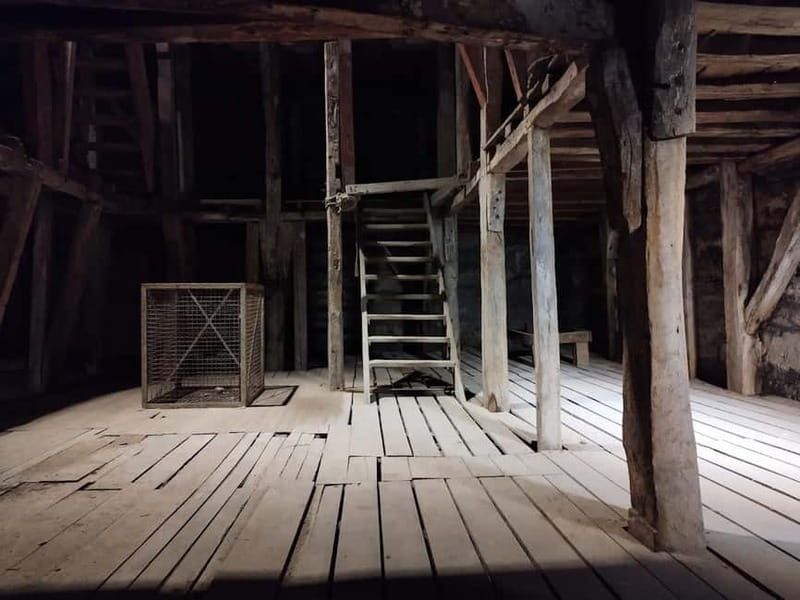 Istanbul: Theodosian Walls and Yedikule Fortress Guided Tour - Iconic Photo Stops and Scenic Views Along the Route