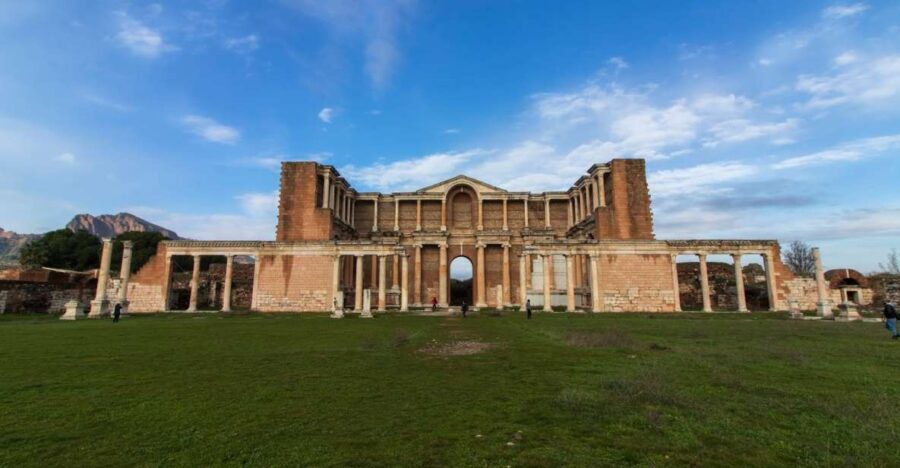 Izmir/Kusadasi: 3-Day Trip to the 7 Churches of Revelation - Exploring Sardis, Philadelphia, and Laodicea in the Second Day