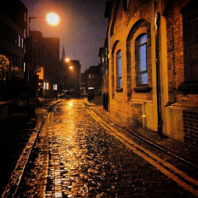 Jack the Ripper: Solve the Crime Walking Tour (Kids Free!) - What Makes the East End Walk Special