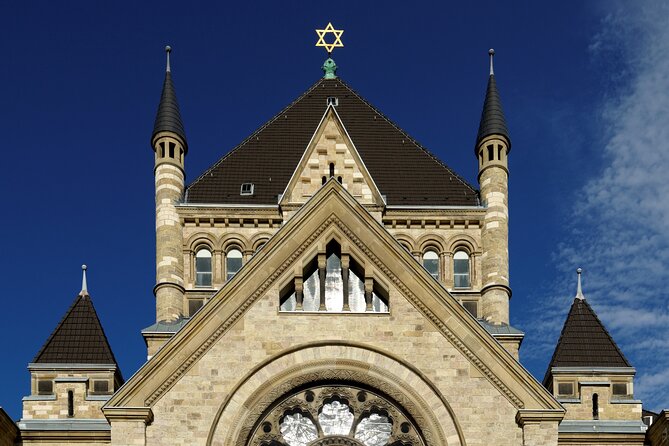 Jewish Quarter History Walking Tour in Colognes Old Town - Visiting the Cologne Cathedral and Jewish Privileges