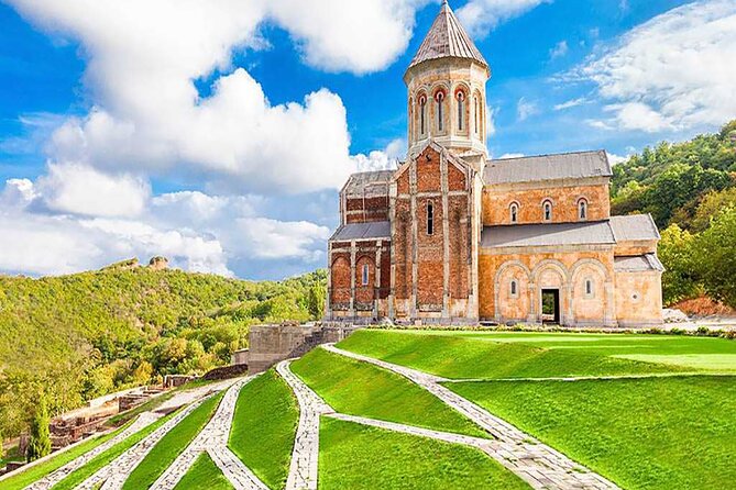 Kakheti Vineyard Lore and Natural Beauty Expedition - Discover the Village of Manavis Rural Authenticity