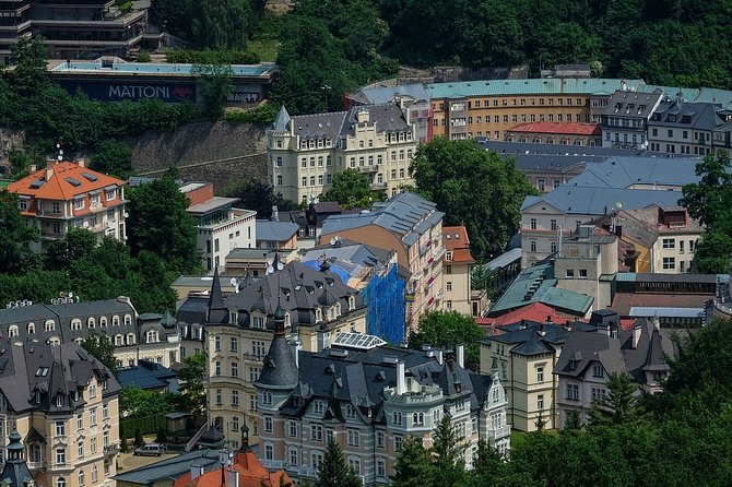 Karlovy Vary Private Walking Tour With A Professional Guide - Starting Point and Tour Duration