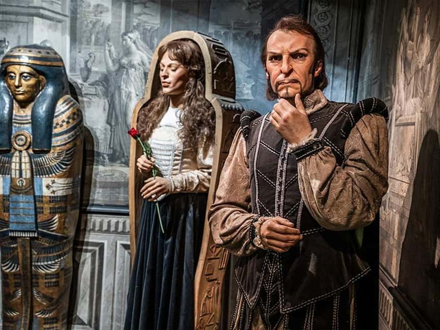 Karltejn: Entry Ticket to Wax Museum & Kaleidoscopic Cinema - Exploring the Kaleidoscopic Cinema with a 70-Meter Visual Globe